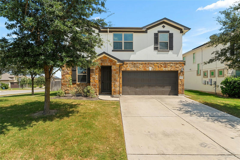 19221 Kimberlite Dr — exterior