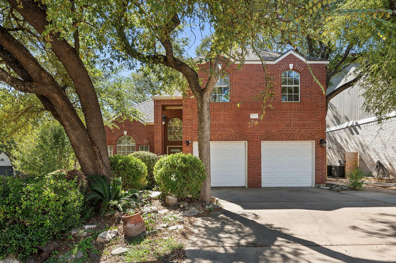 2225 Parkland Cv — exterior