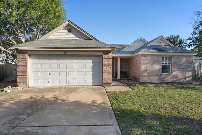 1000 Deer Grove Dr — exterior