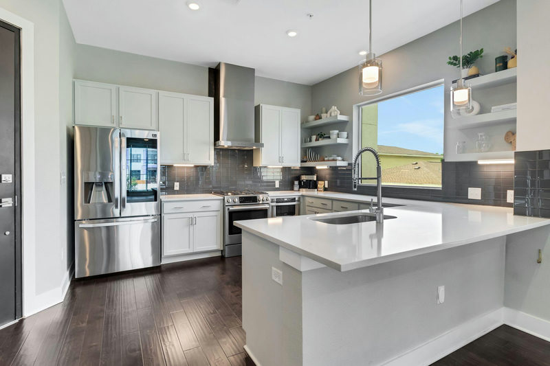 4325 Jackson Ave #2204 — exterior