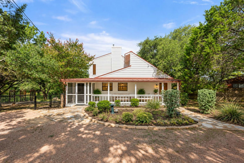 131 Belle Dr — exterior
