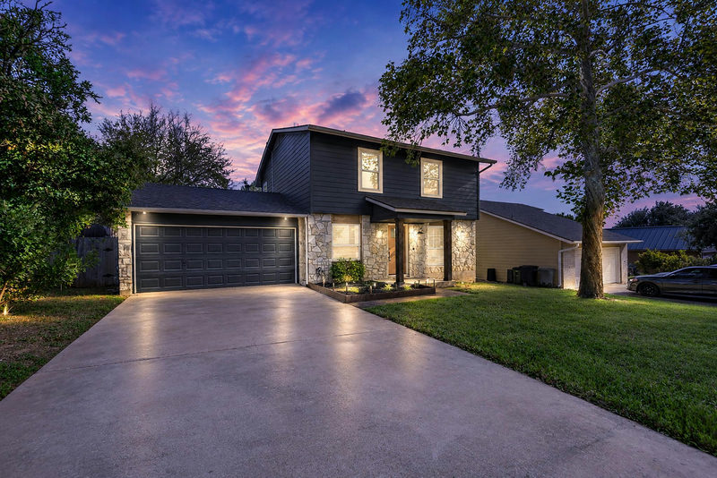 4708 Adelphi Ln — exterior