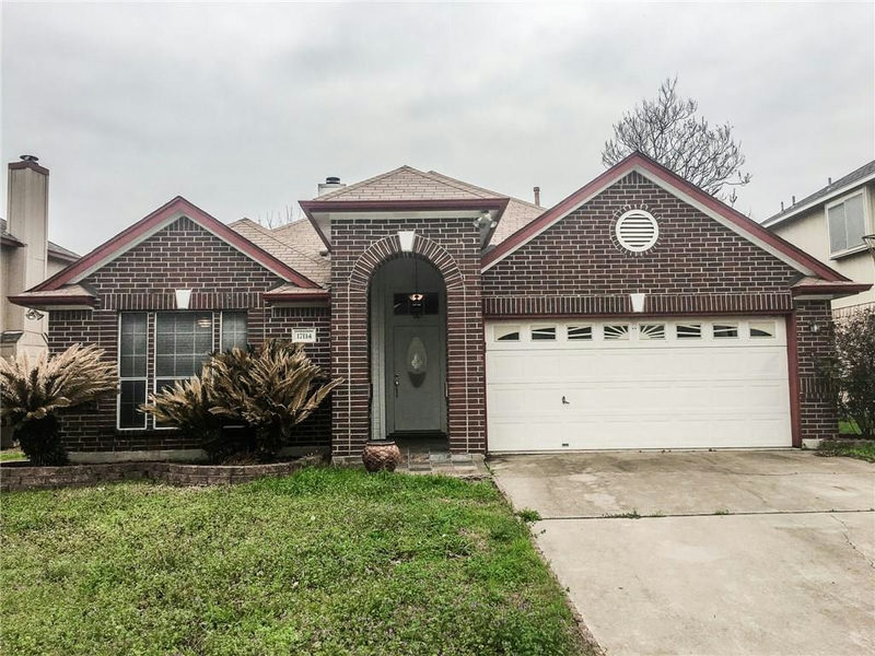 17114 Village Glen Rd — exterior