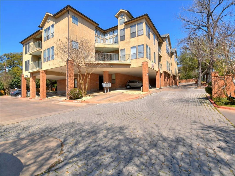 1910 Robbins Pl #201 — exterior