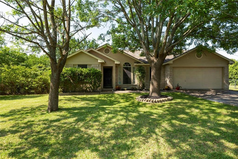 1423 Crete Ln — exterior